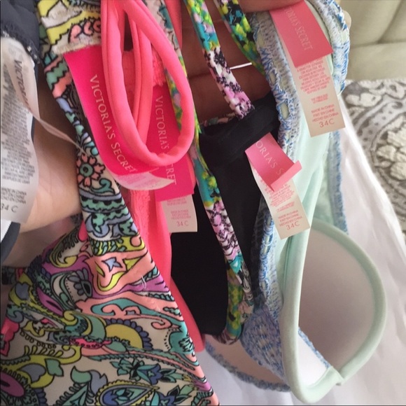 4 bikini tops 34C barely worn - Picture 3 of 3